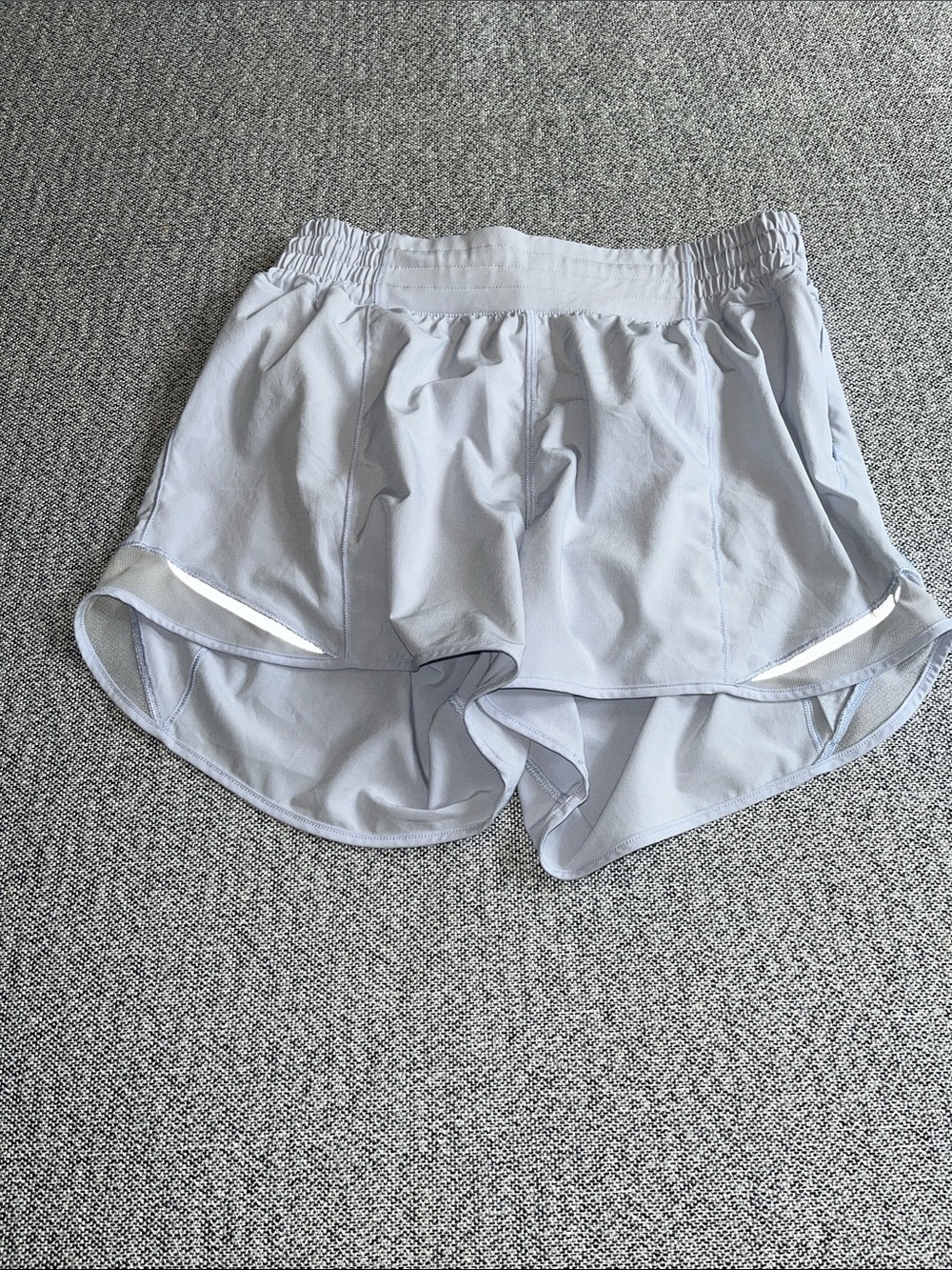 Lululemon Hotty Hot High-Rise Short 4” long size 8 blue linen